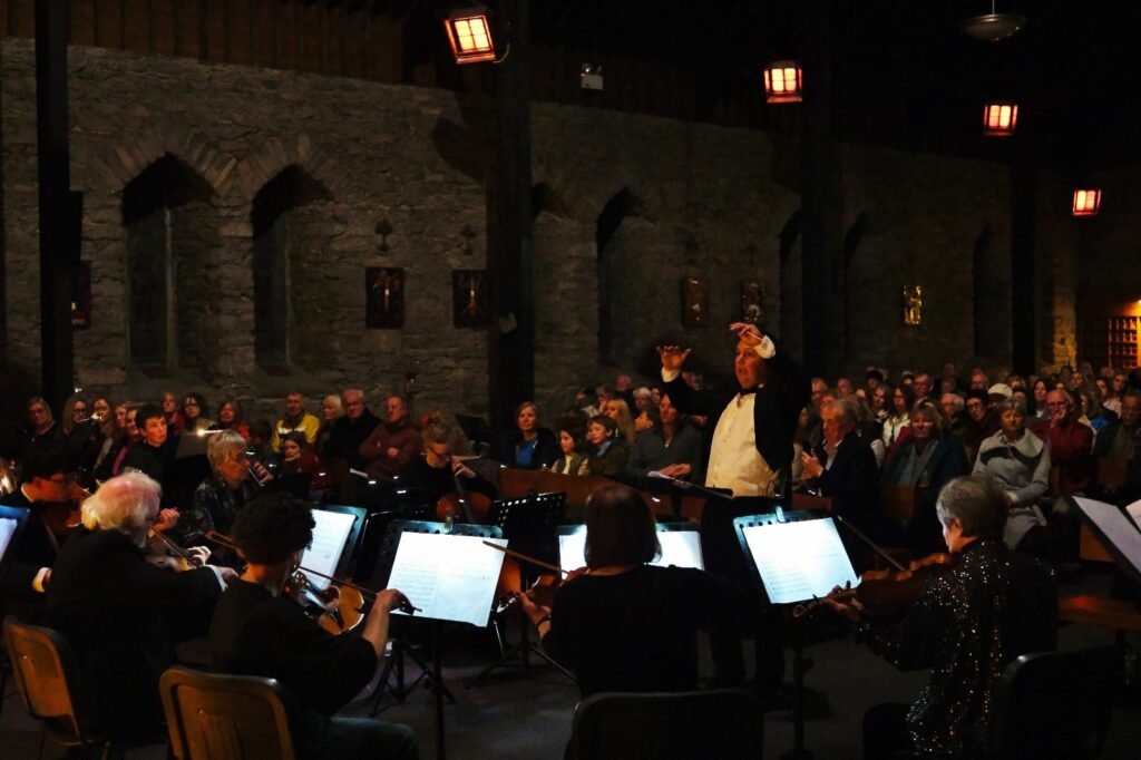 choir and orchestra Thursday